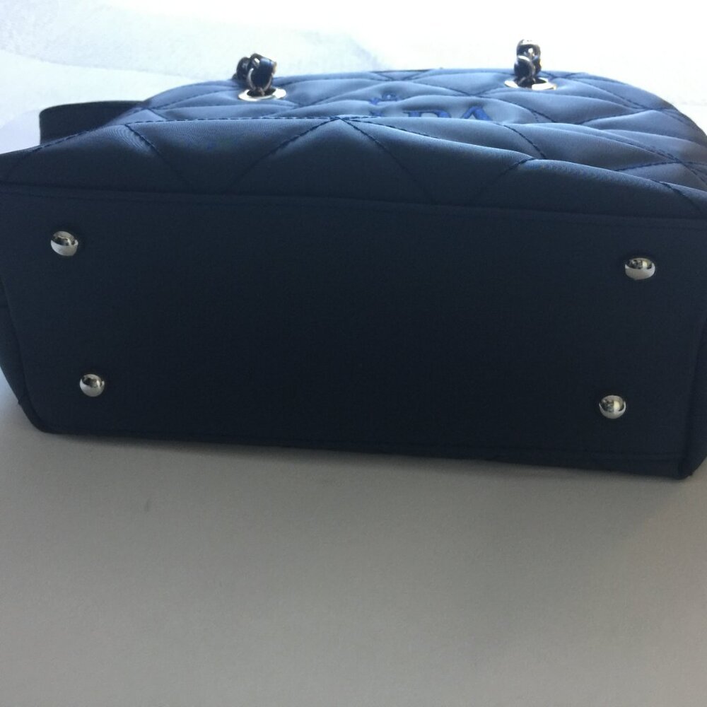 PRADA LOOK FASHION SATCHEL NEW WITHOUT TAGS - Picture 7 of 9